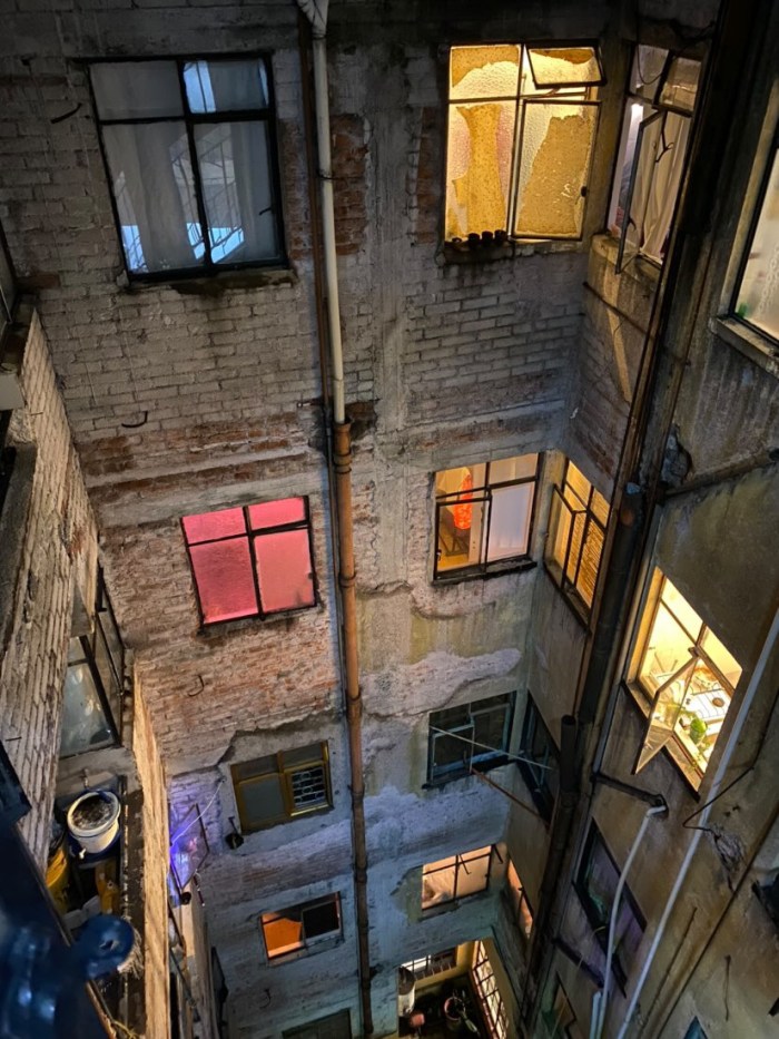 41A94C4E-D513-4996-9641-AC42E93CA4AF